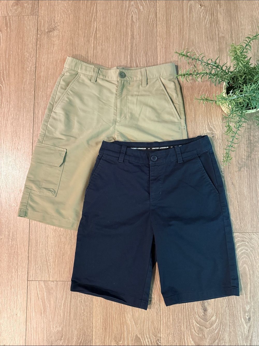 ((2 PIECE)) UNDER ARMOUR BOYS SIZE 12 SHORTS BUNDLE EUC ADJUSTABLE WAIST